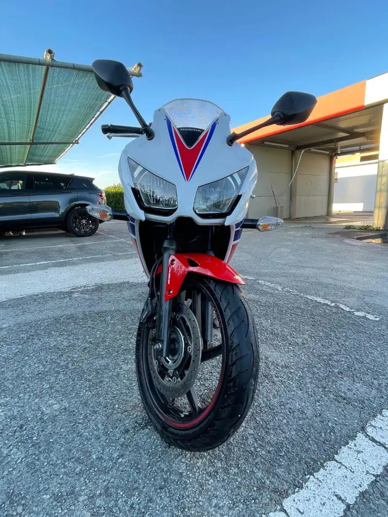 Honda CBR 300 R ABS (2014 - 17) (6)
