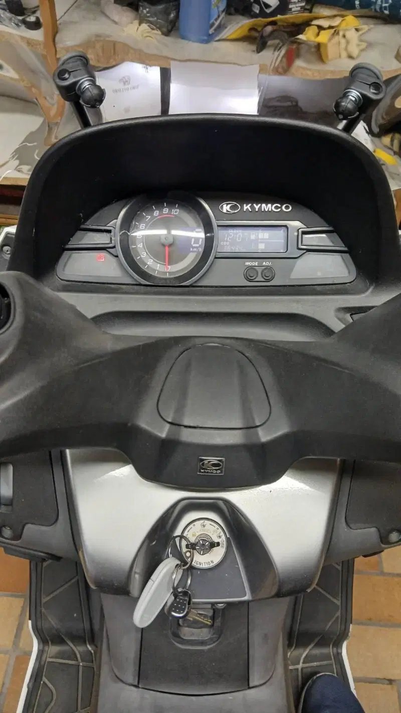 Kymco Xciting 400i (2012 - 17) (6)