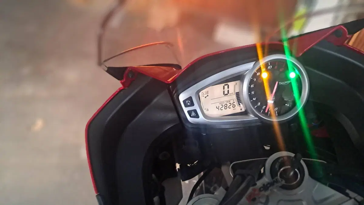 Triumph Tiger 1050 Sport ABS (2013 - 15) (8)