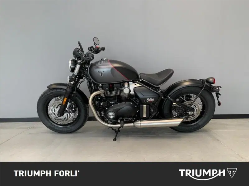 Triumph Bonneville Bobber 1200 (2026) (4)