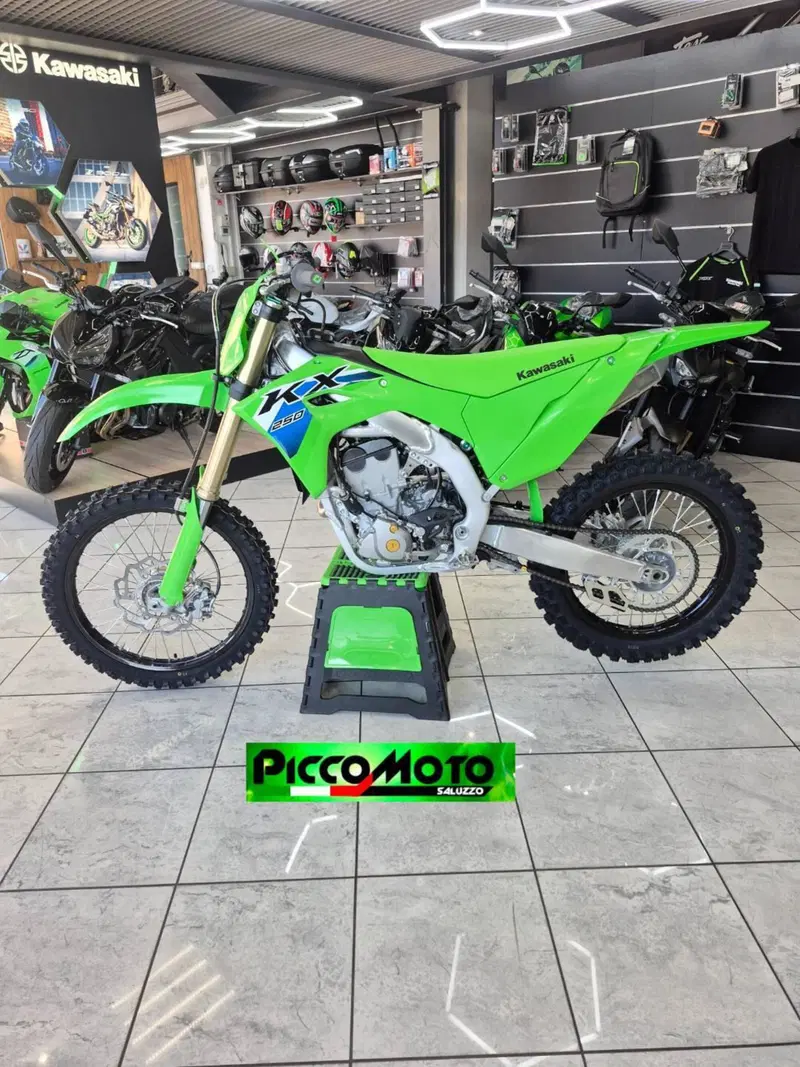 Kawasaki KX 250 (2026) (4)