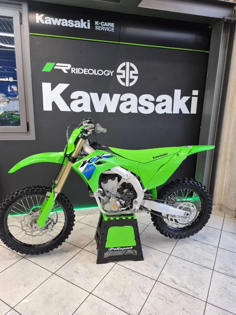 Kawasaki KX 250 (2026) (12)
