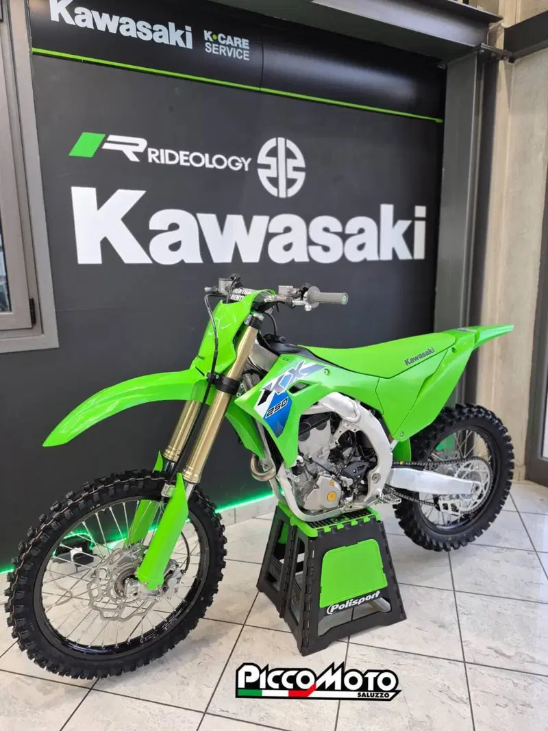 Kawasaki KX 250 (2026) (15)