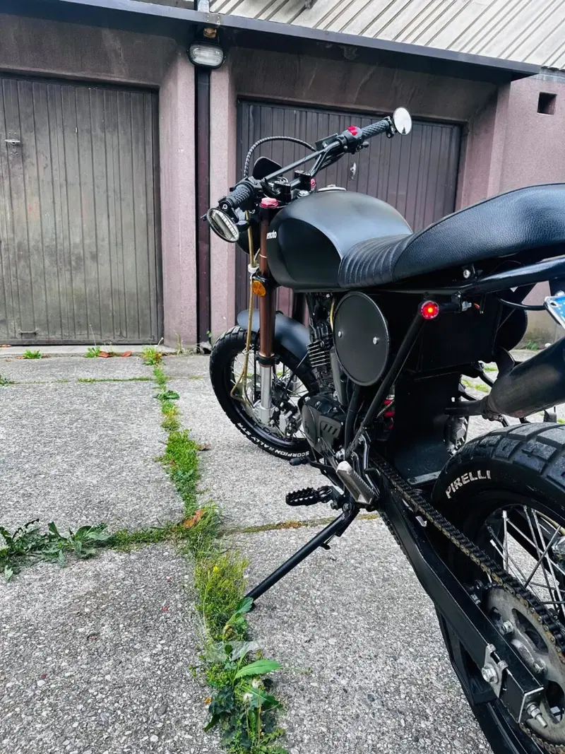 Vervemoto Tracker 125i (2017 - 24) (5)