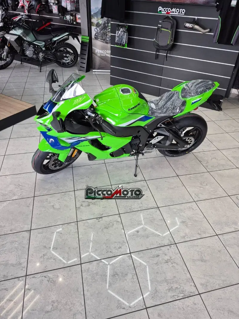 Kawasaki Ninja 1000 ZX-10R (2026) (3)