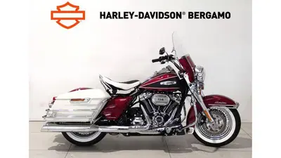 Harley-Davidson Electra Glide Highway King (2023) usata