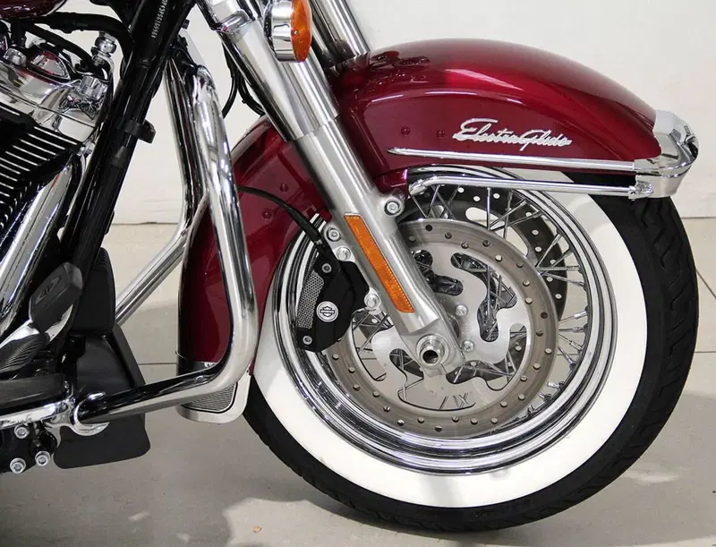 Harley-Davidson Electra Glide Highway King (2023) (2)