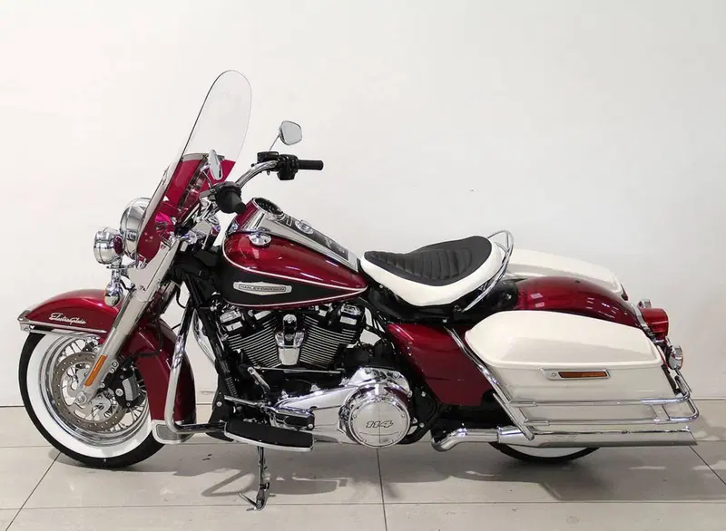 Harley-Davidson Electra Glide Highway King (2023) (12)
