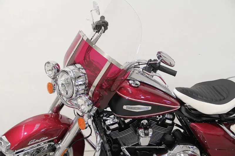 Harley-Davidson Electra Glide Highway King (2023) (16)