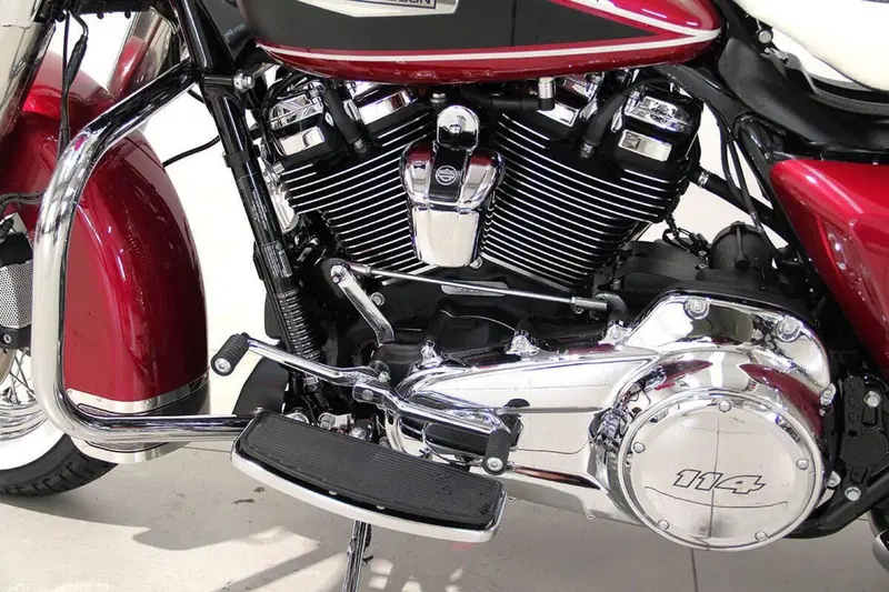 Harley-Davidson Electra Glide Highway King (2023) (18)