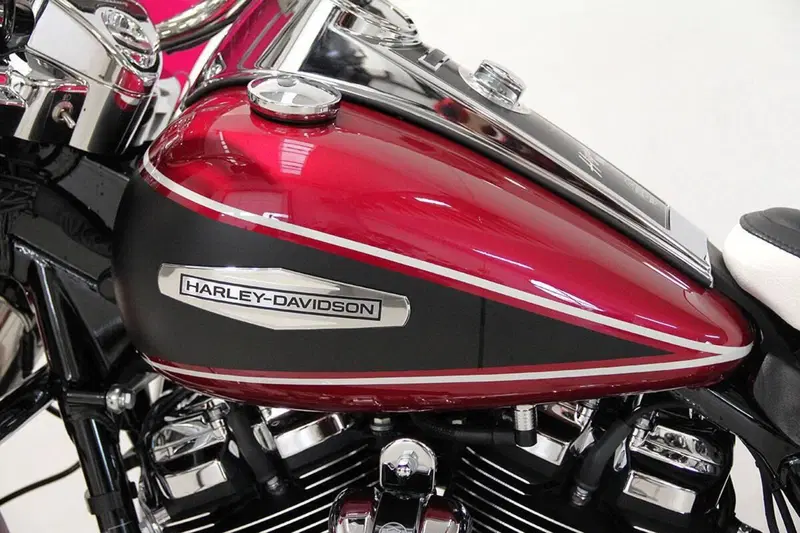 Harley-Davidson Electra Glide Highway King (2023) (19)