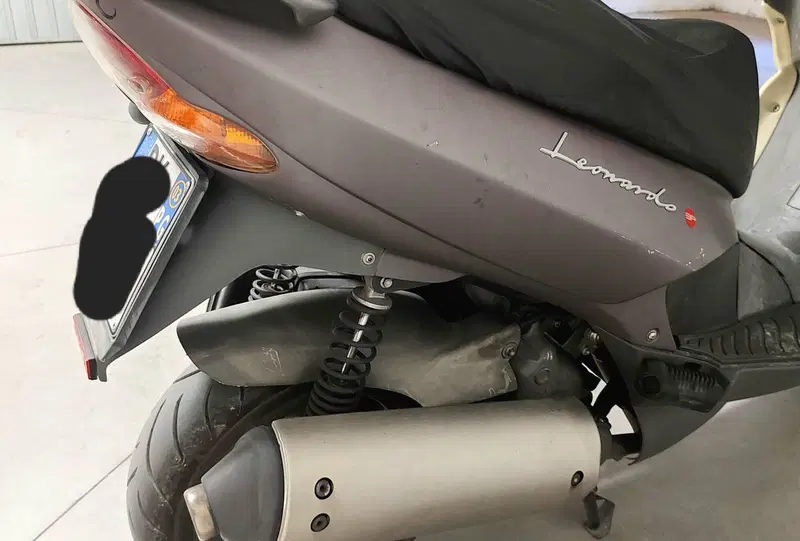 Aprilia Leonardo 150 (2001- 06) ST (3)