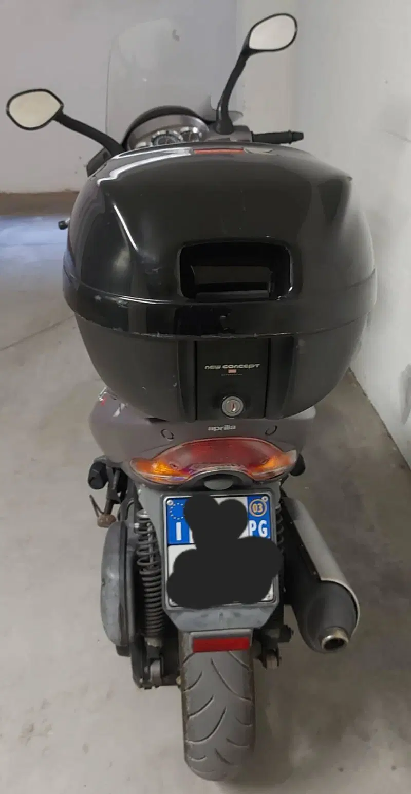 Aprilia Leonardo 150 (2001- 06) ST (4)