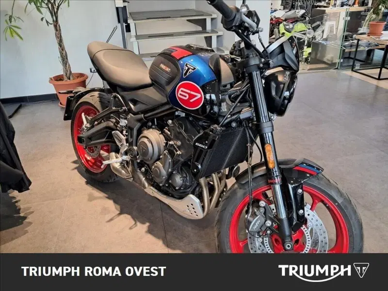 Triumph Trident 660 Triple Tribute Edition (2025 - 26) (3)