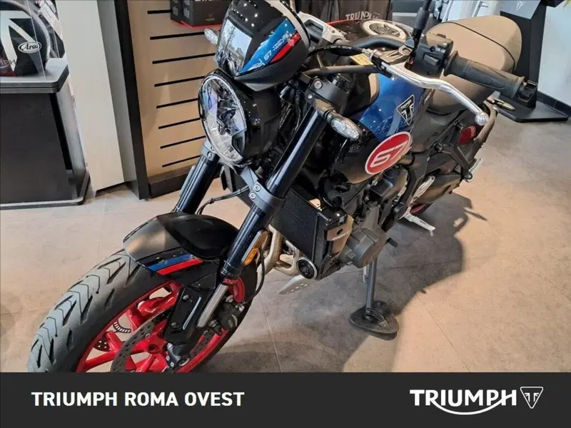 Triumph Trident 660 Triple Tribute Edition (2025 - 26) (4)