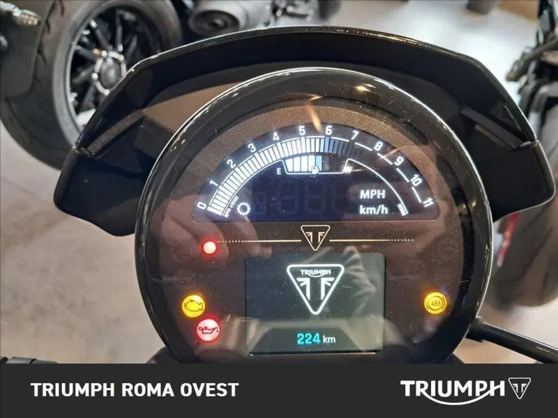 Triumph Trident 660 Triple Tribute Edition (2025 - 26) (6)