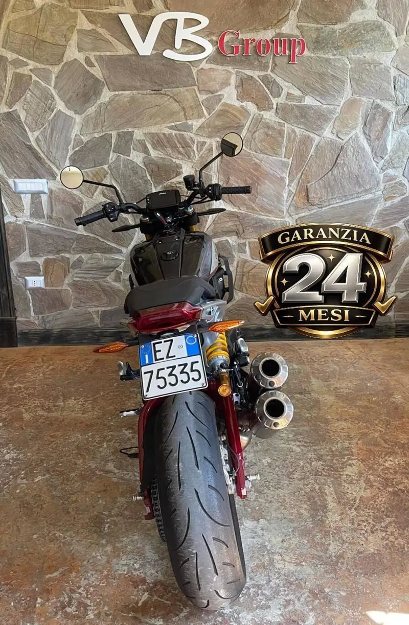 Indian FTR 1200 R Carbon (2021 - 25) (7)