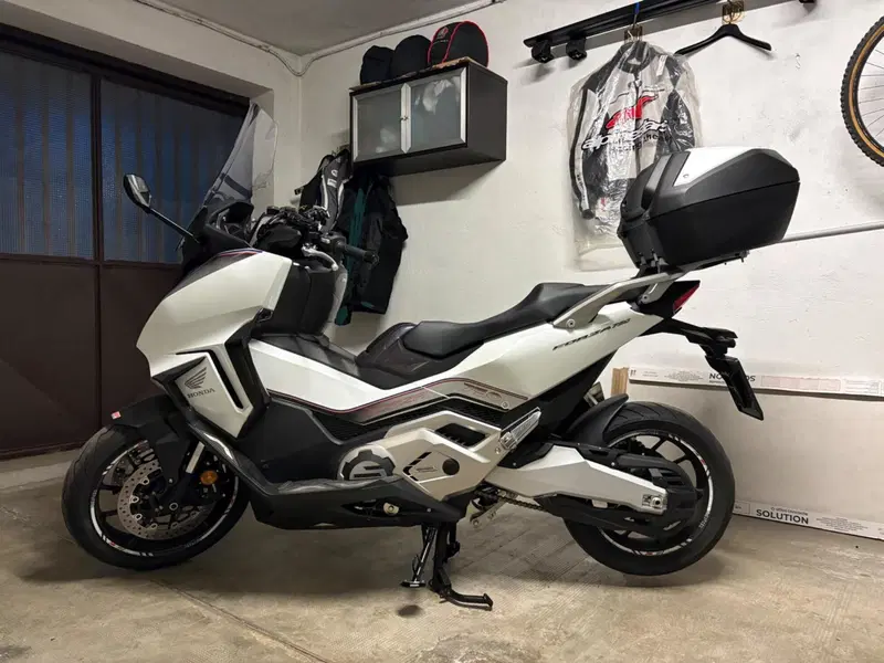 Honda Forza 750 DCT (2021 - 24) (8)