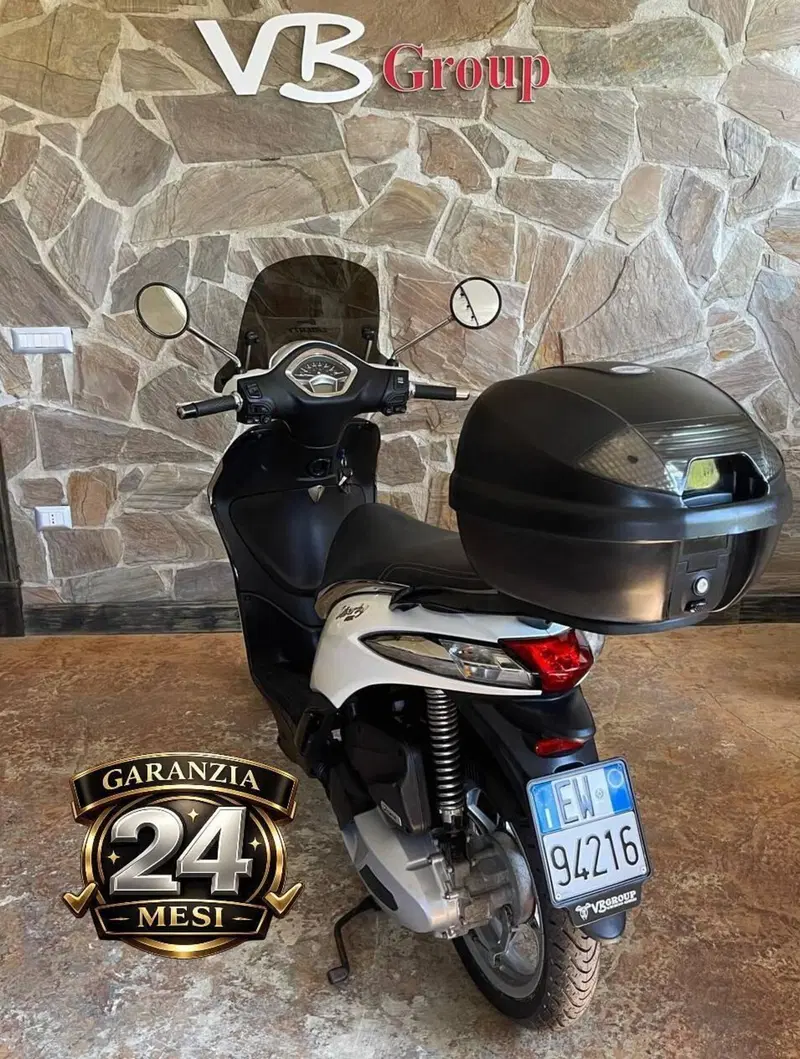 Piaggio Liberty 150 3V ABS (2021 - 24) (7)