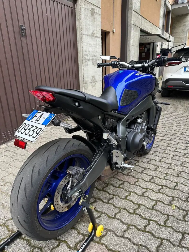 Yamaha MT-09 (2021 - 23) (3)