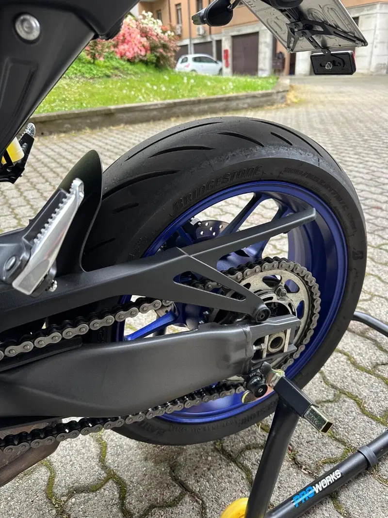 Yamaha MT-09 (2021 - 23) (5)