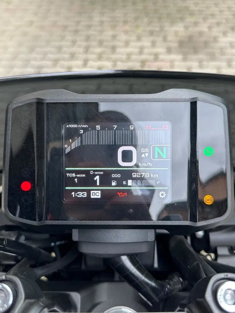 Yamaha MT-09 (2021 - 23) (7)