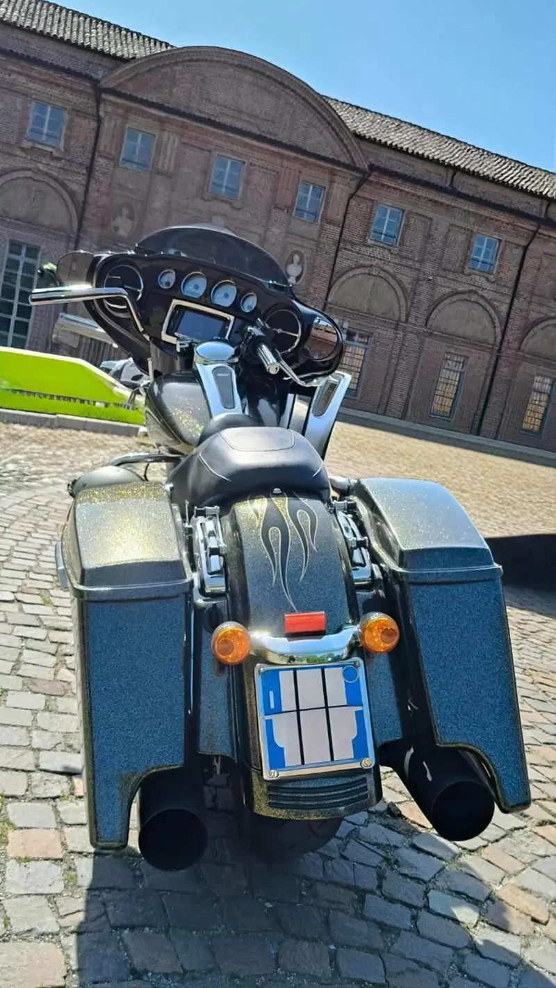 Harley-Davidson 1690 Street Glide Special (2014 - 16) - FLHX (5)