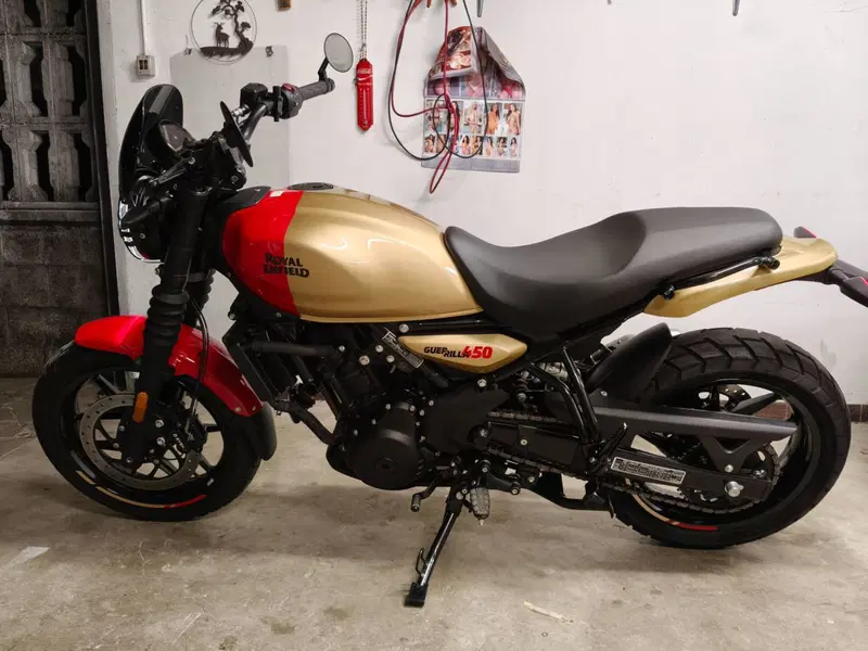 Royal Enfield Guerrilla 450 (2024 - 26) (3)