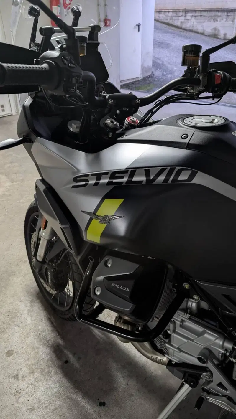 Moto Guzzi Stelvio PFF (2024 - 26) (9)