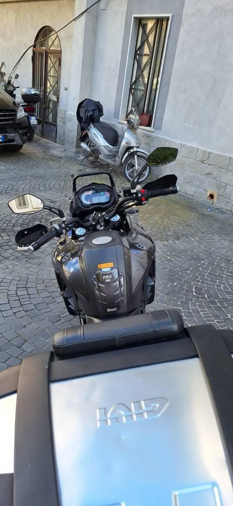 Benelli TRK 502 (2021 - 25) (5)