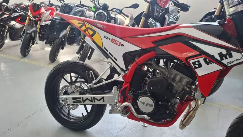 Swm SM 125 R (2025 - 26) (4)