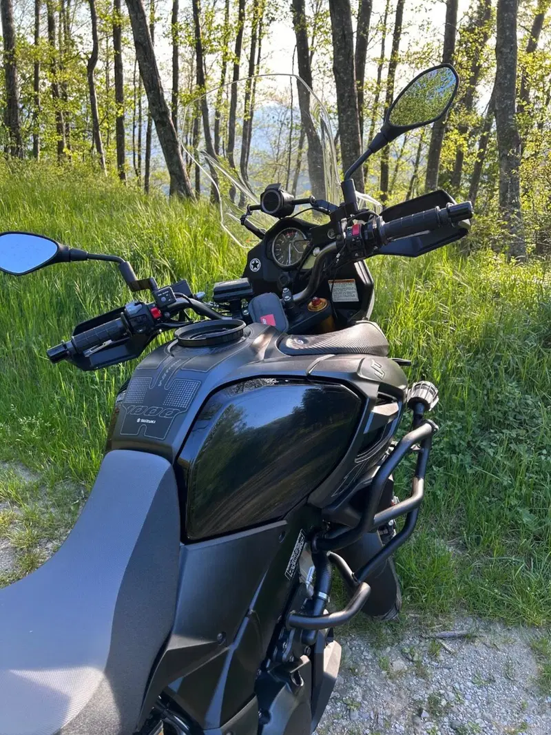 Suzuki V-Strom 1000 ABS (2014 - 17) (2)