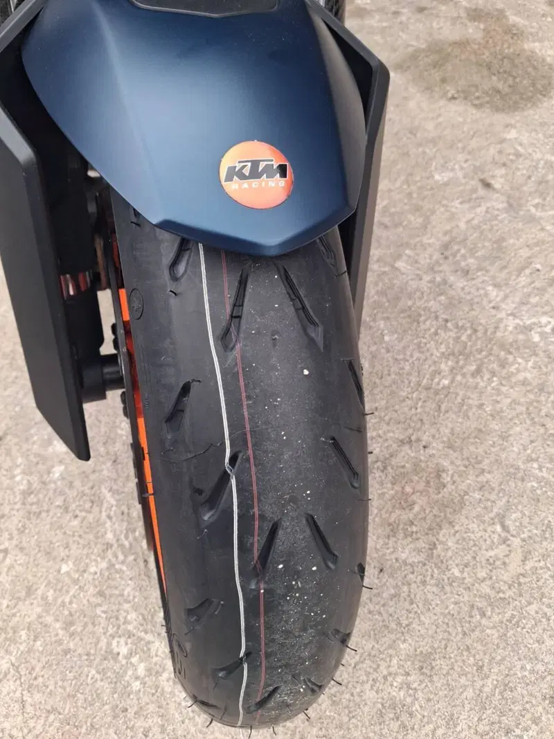 KTM 1290 Super Duke R EVO (2022 - 23) (14)