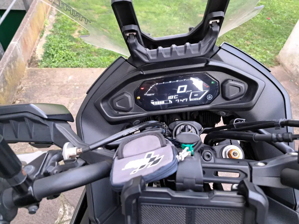 Yamaha Tracer 7 (2021 - 24) (12)