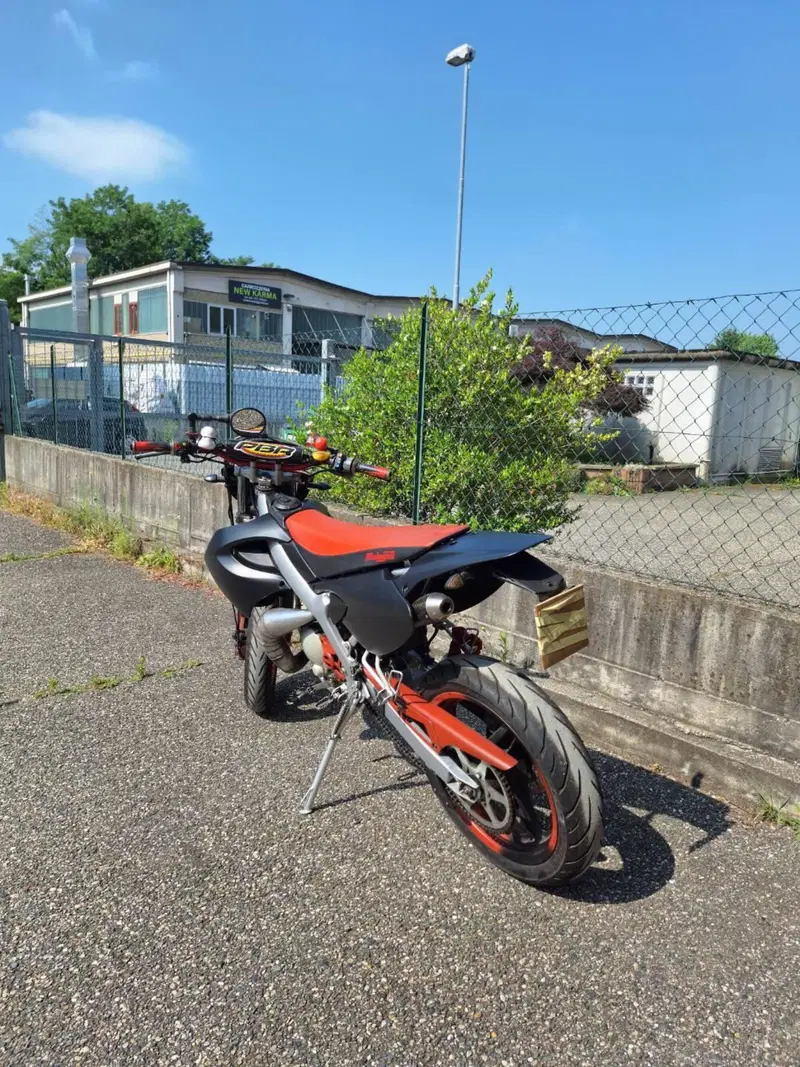 Malaguti XSM 50 Supermotard (2003 - 12) (4)