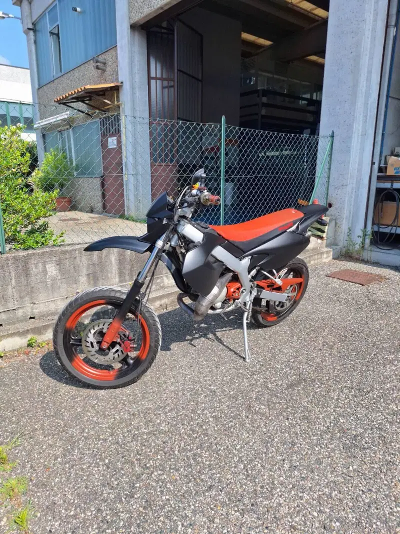 Malaguti XSM 50 Supermotard (2003 - 12) (6)