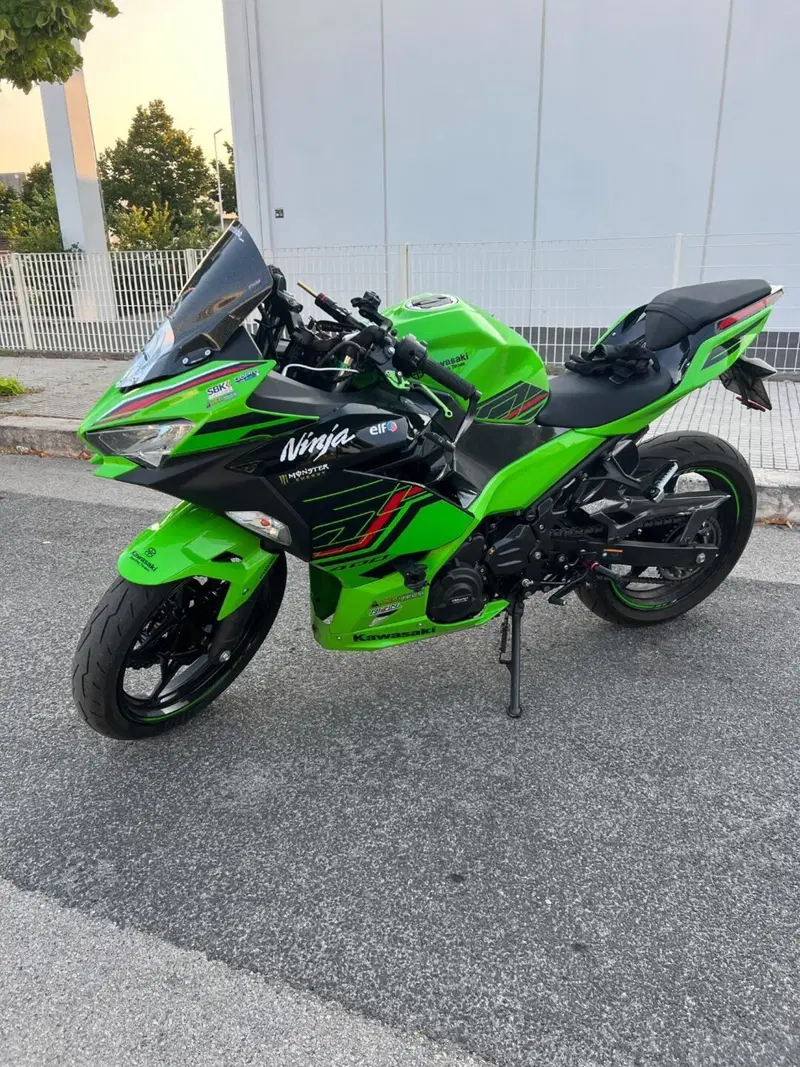 Kawasaki Ninja 400 (2023) (2)