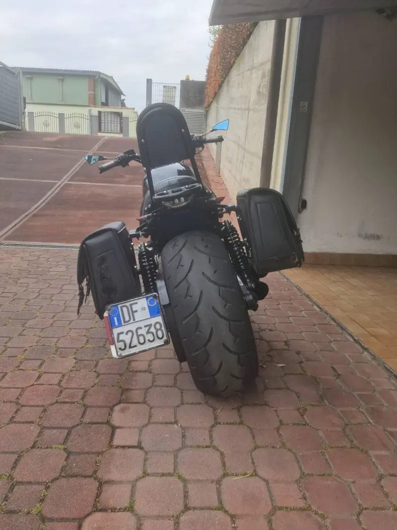 Harley-Davidson V rod  night rod  (5)