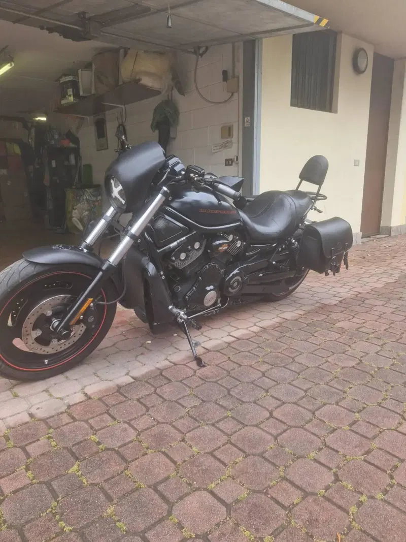 Harley-Davidson V rod  night rod  (8)