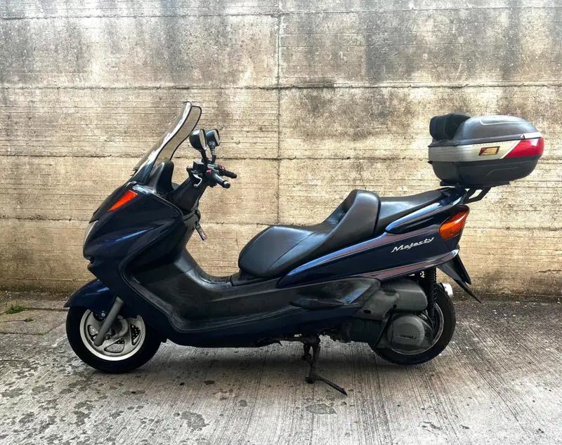 Yamaha Majesty 250 (1999 - 06) (3)