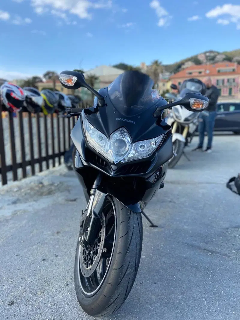 Suzuki GSX R 750 (2008 - 10) (5)