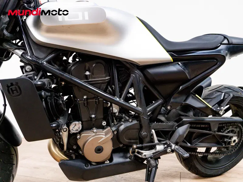 Husqvarna Vitpilen 701 (2020) (9)