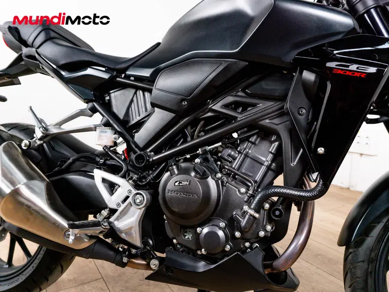 Honda CB 300 R (2020 - 21) (5)