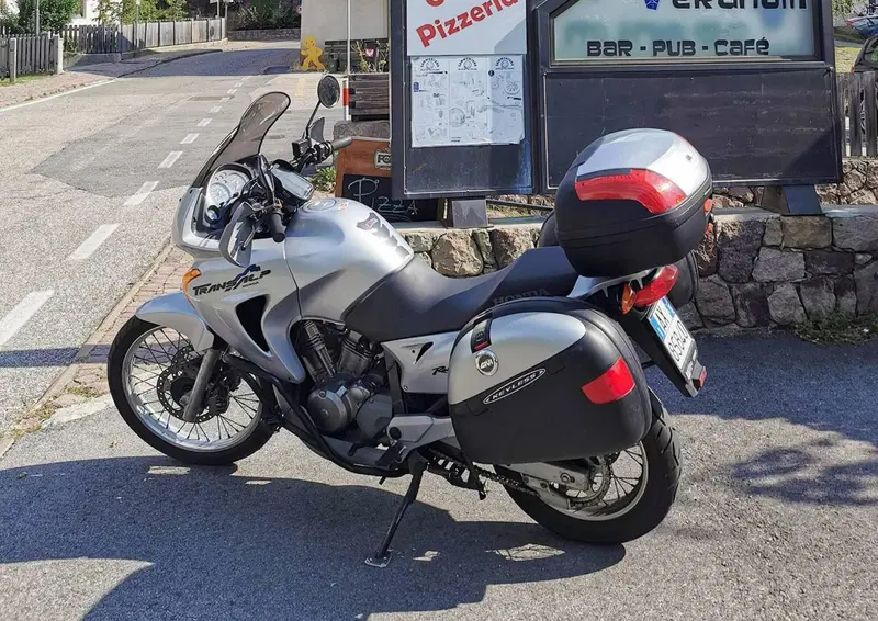 Honda Transalp XL 650V (2000 - 04) (2)