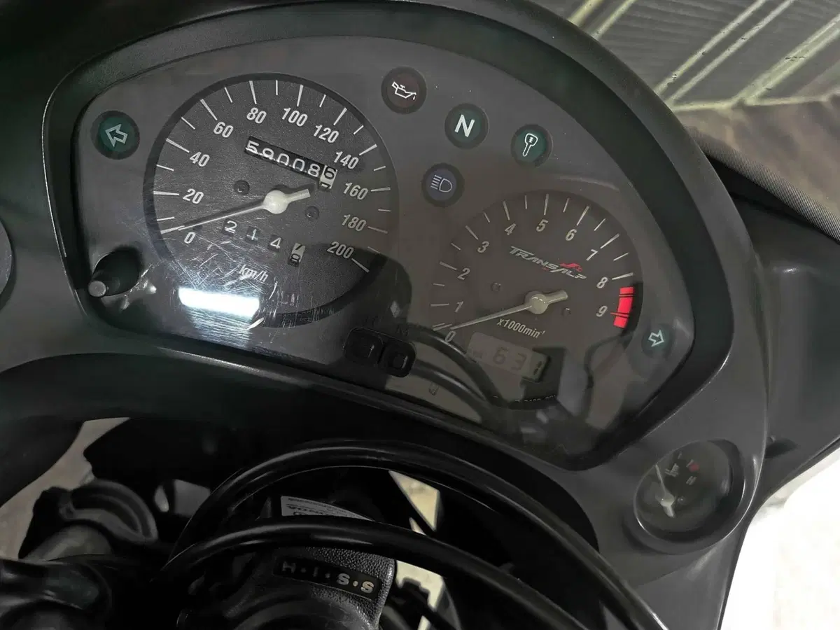 Honda Transalp XL 650V (2000 - 04) (5)
