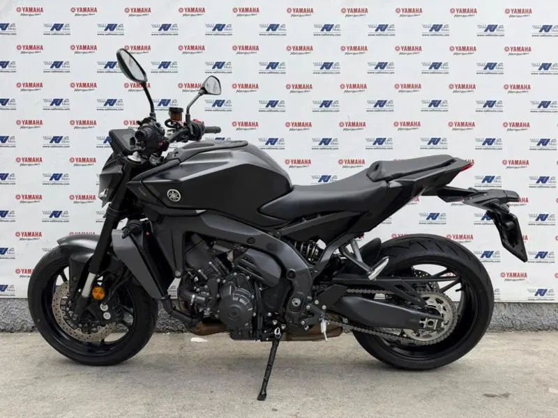 Yamaha MT-09 Y-AMT (2024 - 26) (4)