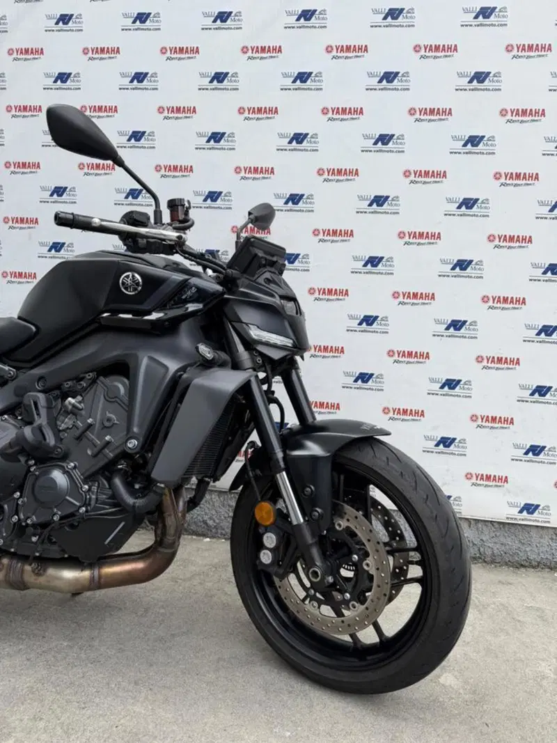 Yamaha MT-09 Y-AMT (2024 - 26) (3)