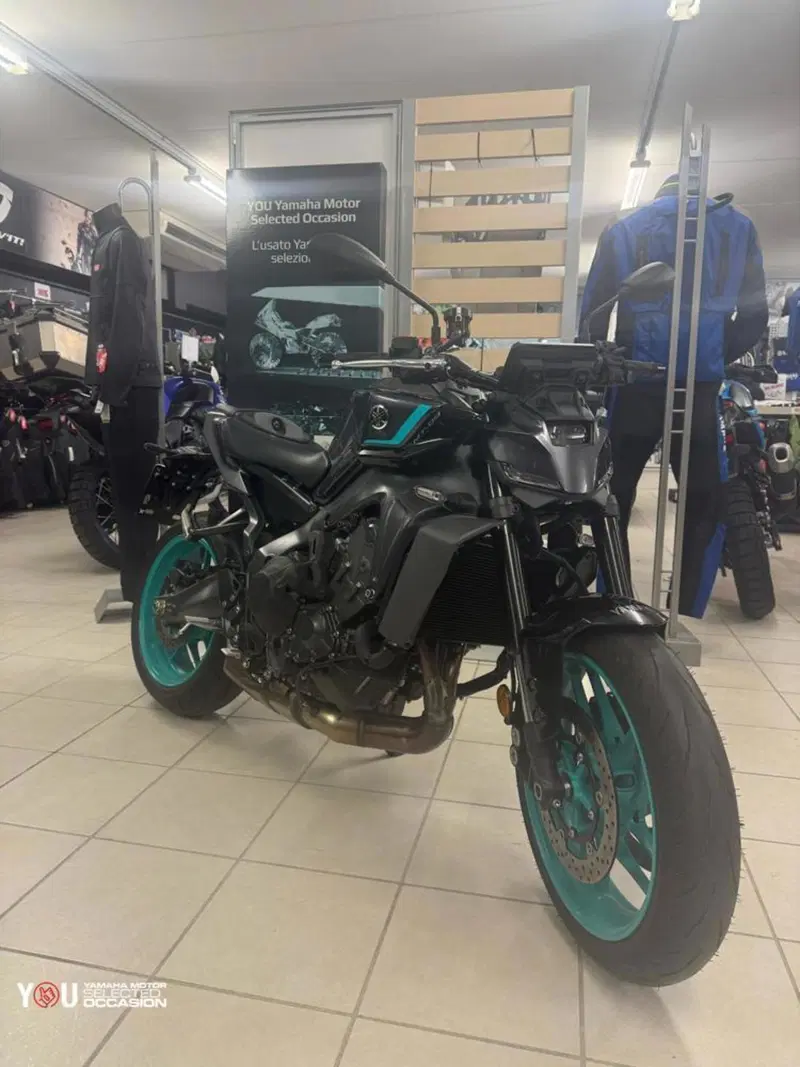 Yamaha MT-09 Y-AMT (2024 - 26)