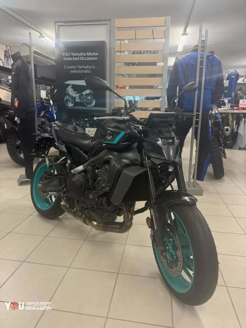 Yamaha MT-09 Y-AMT (2024 - 26) (5)