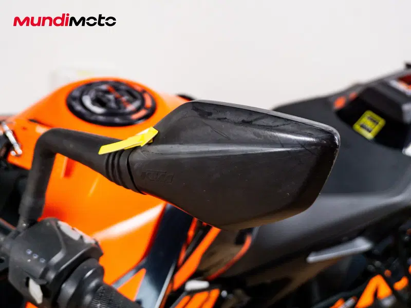 KTM 890 Duke L (2021) (14)